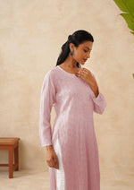 Load image into Gallery viewer, Suhana Ombre Chikankari Viscose Long Kurta - The Lucknowi Chikan