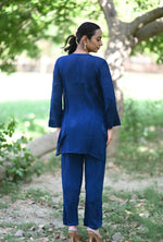 Load image into Gallery viewer, Tarai Viscose Short Chikankari Kurti - The Lucknowi Chikan