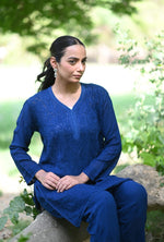 Load image into Gallery viewer, Tarai Viscose Short Chikankari Kurti - The Lucknowi Chikan