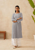 Load image into Gallery viewer, Suhana Ombre Chikankari Viscose Long Kurta - The Lucknowi Chikan