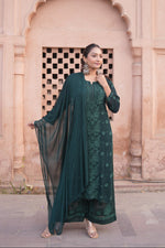 Load image into Gallery viewer, Gulfam Rose Pannel Viscose Kurti Set