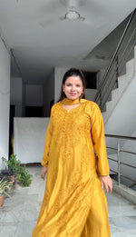 Load image into Gallery viewer, Polki Chanderi Chikankari Suit Set