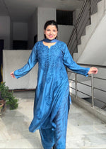 Load image into Gallery viewer, Polki Chanderi Chikankari Suit Set Blue