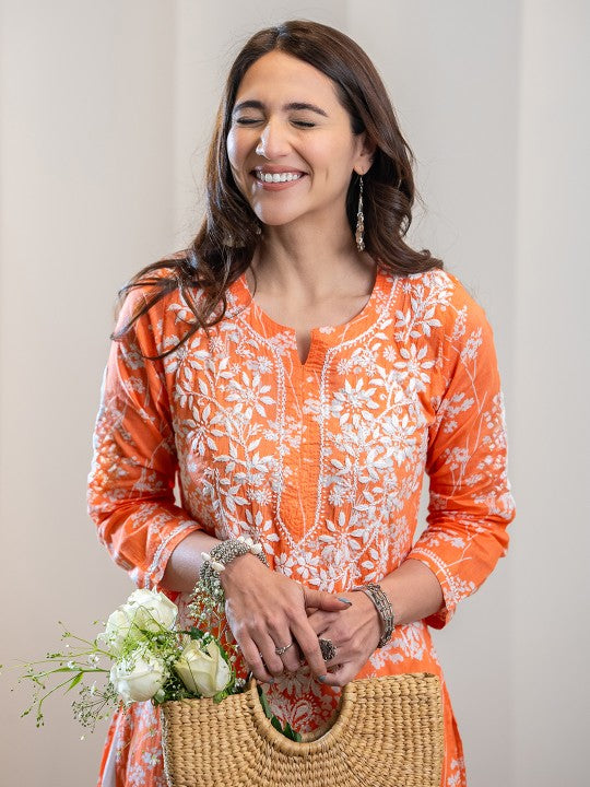 Zainab Chikankari Mulmul Straight Kurti