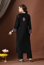 Load image into Gallery viewer, Mahira Rayon Duel Thread Chikankari Kurti