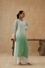 Load image into Gallery viewer, Suhana Ombre Chikankari Viscose Long Kurta - The Lucknowi Chikan