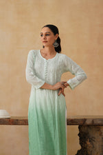 Load image into Gallery viewer, Suhana Ombre Chikankari Viscose Long Kurta - The Lucknowi Chikan