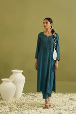 Load image into Gallery viewer, Malhar Rayon Chikankari Kurti Set