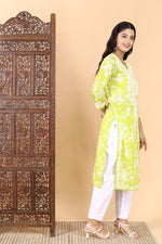 Load image into Gallery viewer, Zainab Chikankari Mulmul Straight Kurti