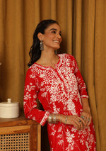 Load image into Gallery viewer, Zainab Mul Cotton Chikankari Kurti