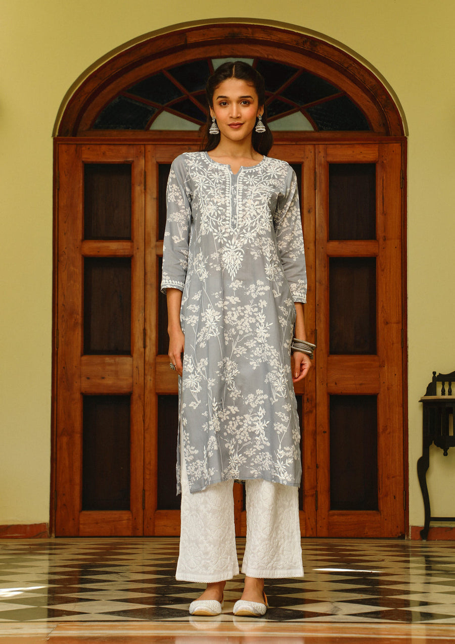 Zainab Mul Cotton Chikankari Kurti