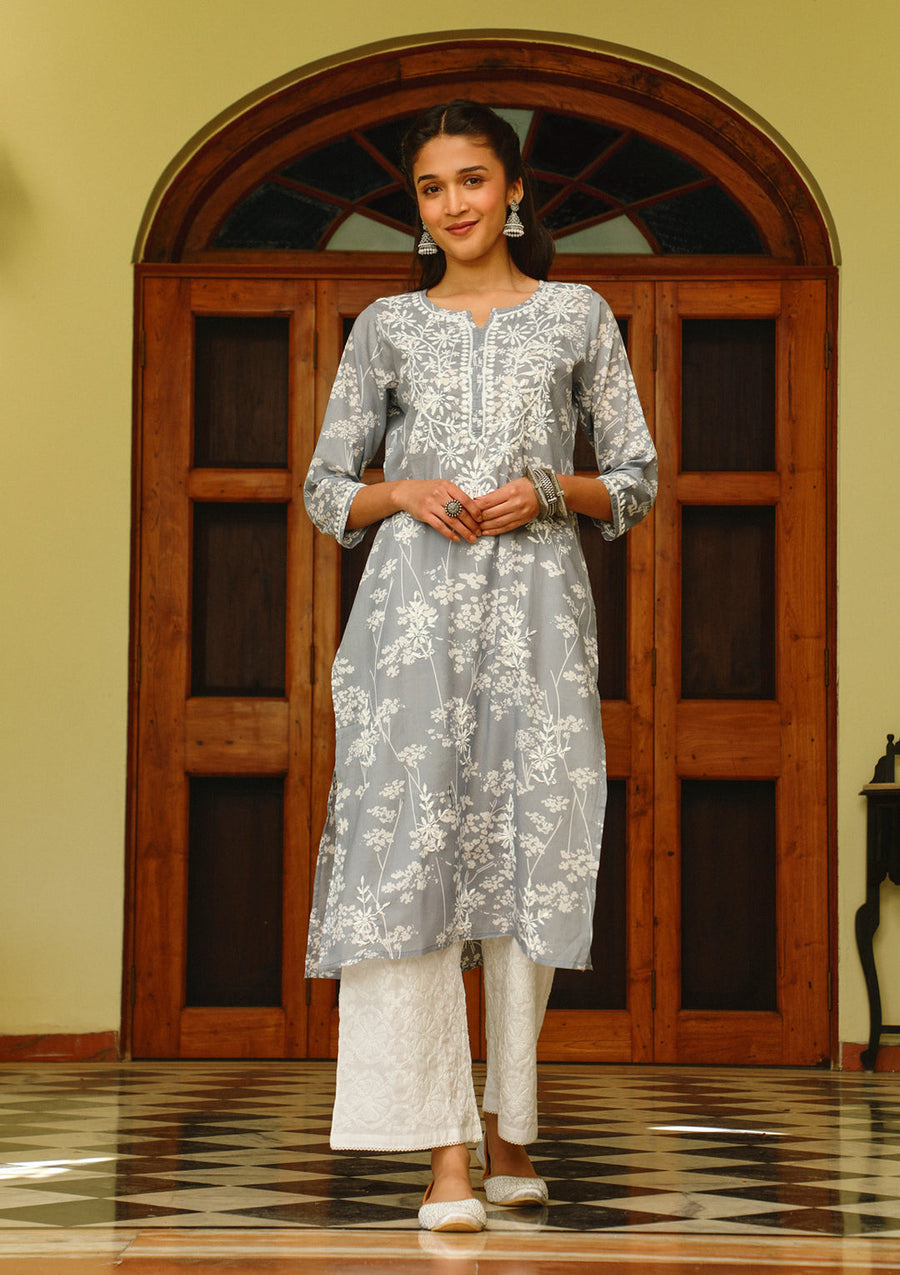 Zainab Mul Cotton Chikankari Kurti