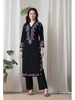 Load image into Gallery viewer, Sadiya Duel Thread Rayon Chikankari Kurti Black-Pink