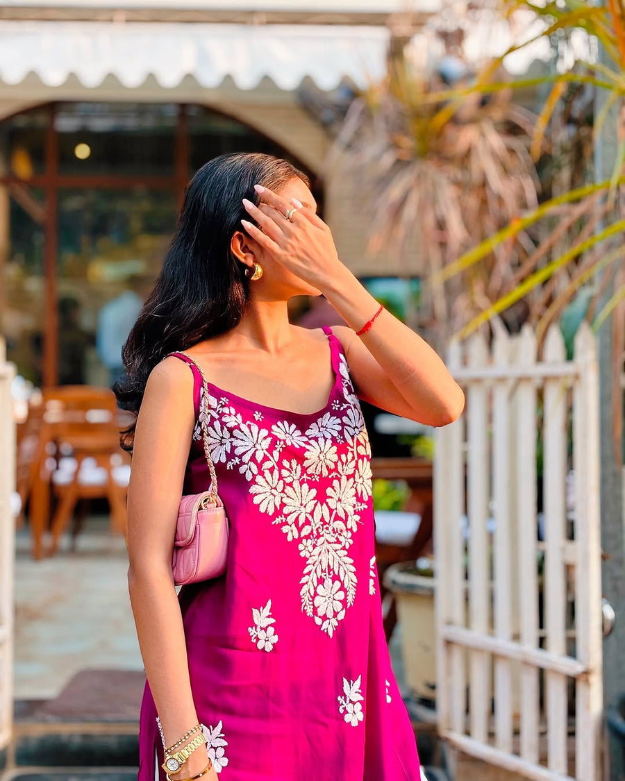 Anushka Noodle Chikankari Kurti