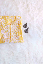 Load image into Gallery viewer, Zainab Mul Cotton Chikankari Kurti