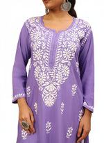 Load image into Gallery viewer, Heer Rayon Chikankari Straight Kurti