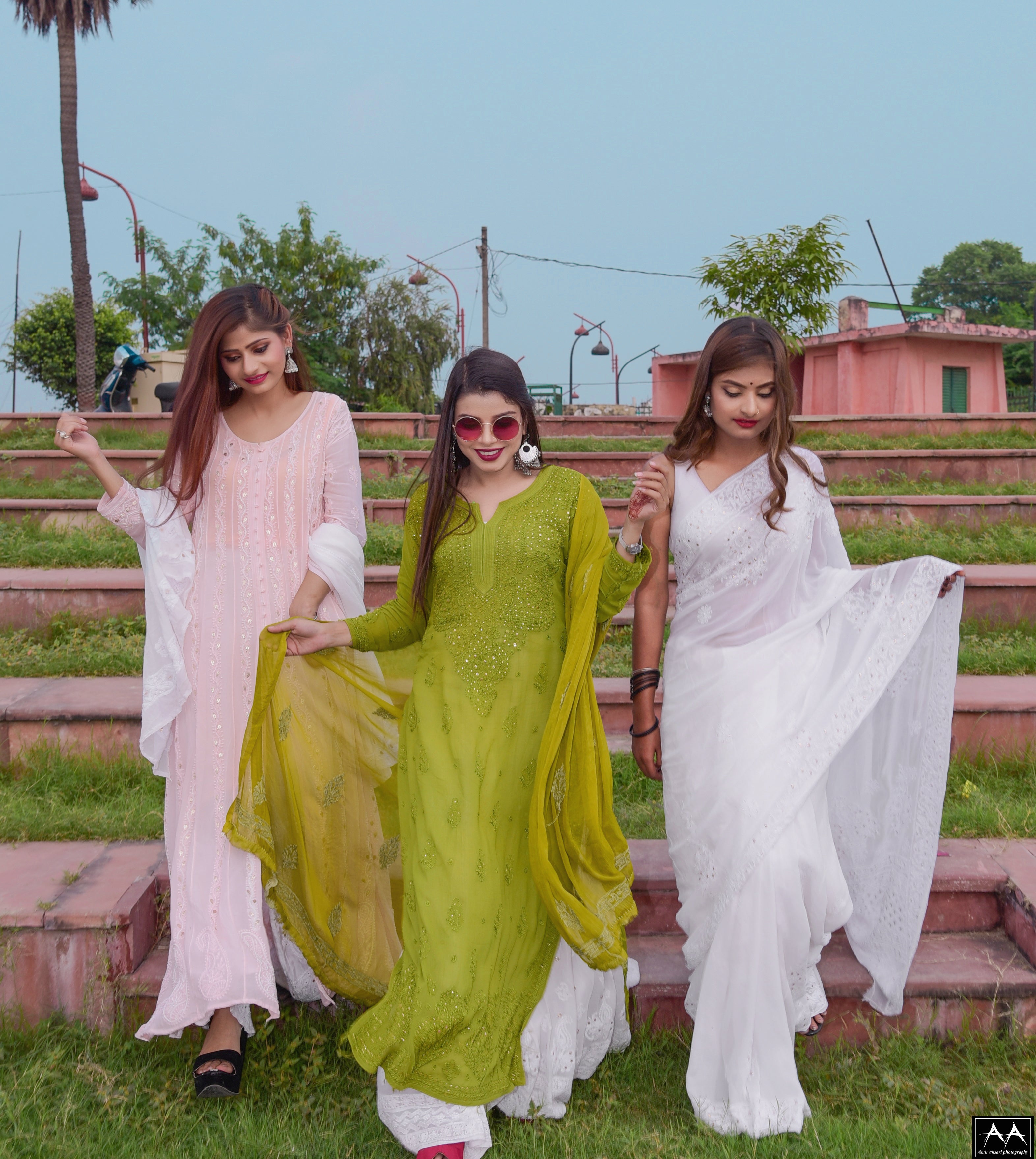 The Lucknowi Chikan- Cherishing Heritage - The Lucknowi Chikan 