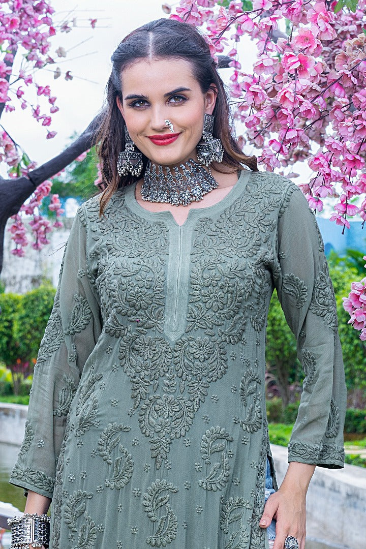 Vranda Pure Viscose 3D Chikankari Kurti