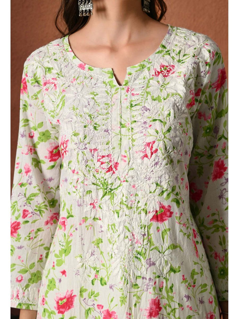 Saheli Mul Mul Floral Chikankari Kurti