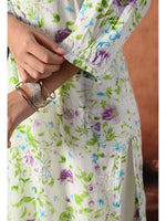 Load image into Gallery viewer, Saheli Mul Mul Floral Chikankari Kurti