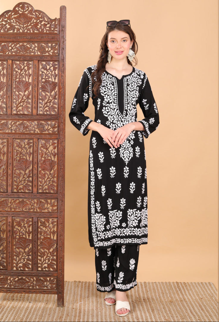 Dua Modal Premium Chikankari Kurti Set-The Lucknowi Chikan