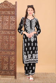 Dua Modal Premium Chikankari Kurti Set-The Lucknowi Chikan