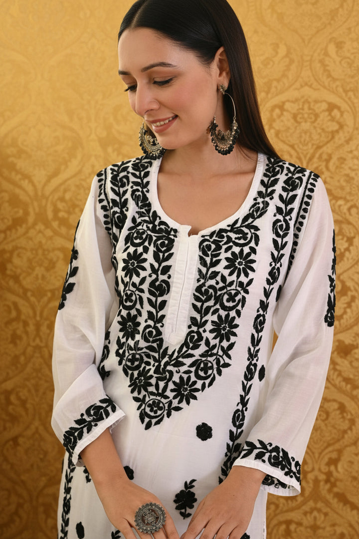 Pratha 3D Chikankari Muslin Kurta