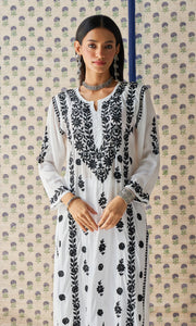 Pratha 3D Chikankari Muslin Kurta