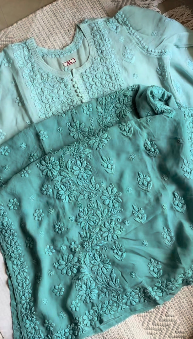 Averi Viscose 3D Handwork Kurta