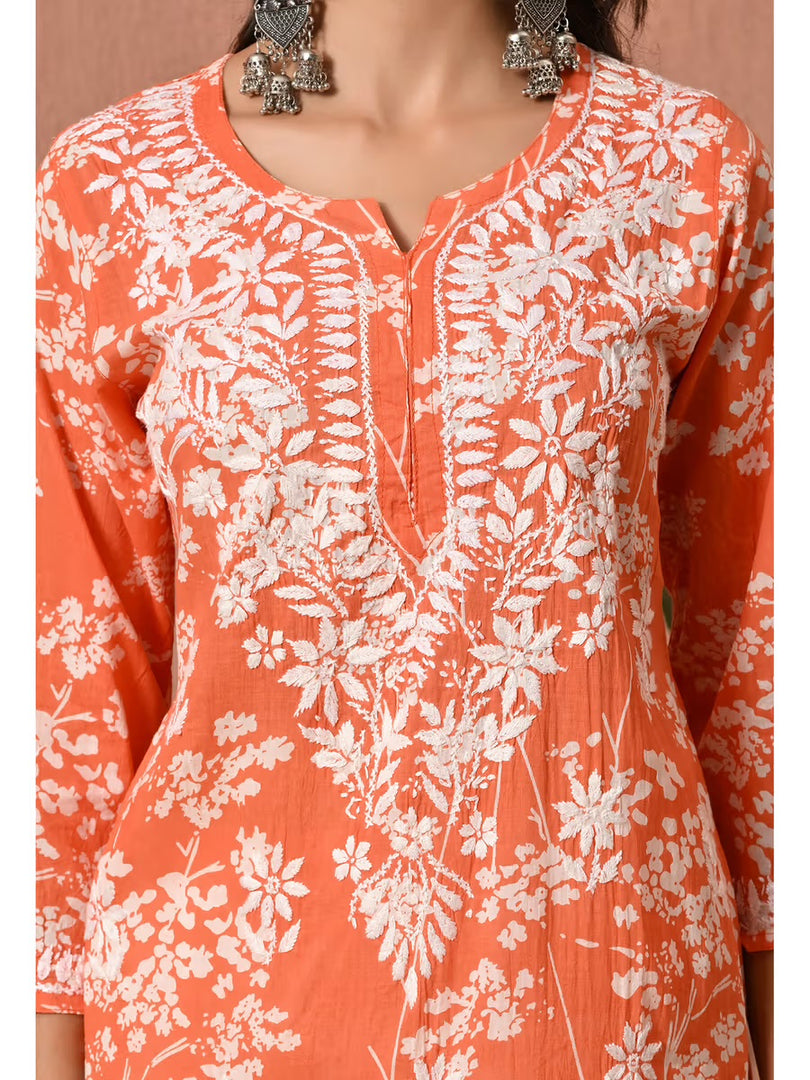 Aadat Mulmul Straight Chikankari Kurti