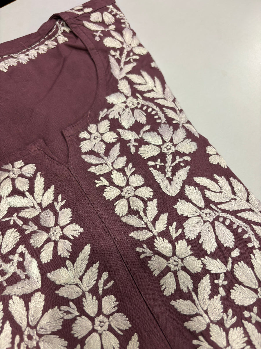 Heer Rayon Long Chikankari Kurti