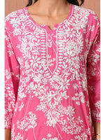 Load image into Gallery viewer, Aadat Mulmul Straight Chikankari Kurti