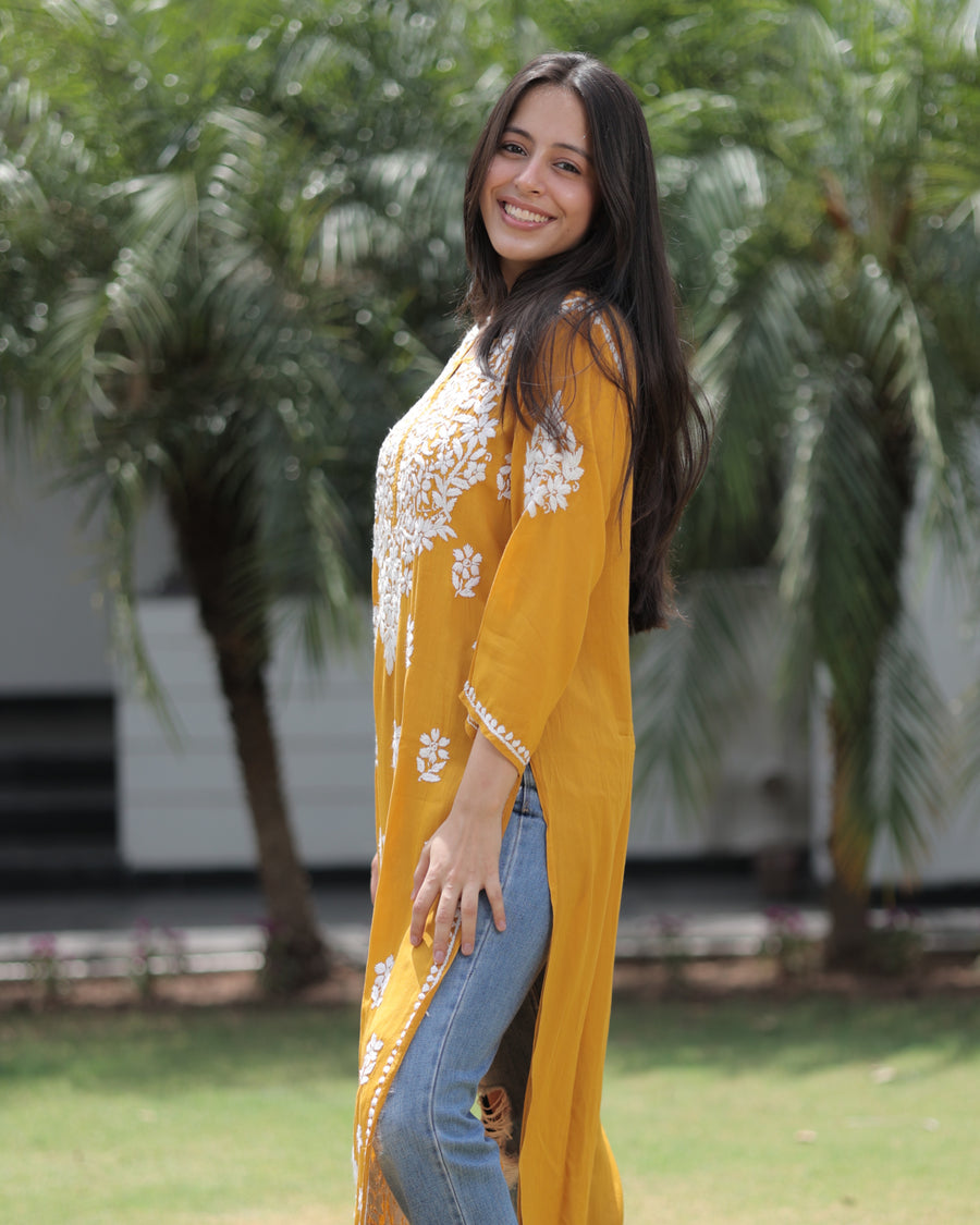 Najuk Modal Chikankari Straight Kurti