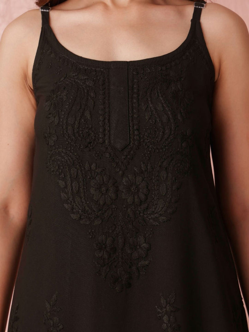 Nayab Strappy Ombre Chikankari Kurti