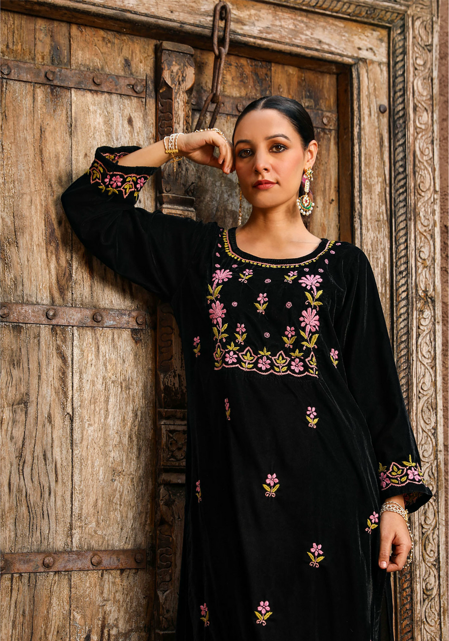 Hayat Velvet Chikankari Kurti Set