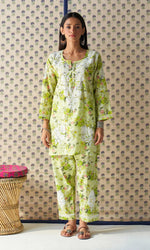 Load image into Gallery viewer, Indi Handcrafted Chanderi Co-ord Set

