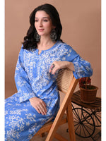 Load image into Gallery viewer, Aadat Mulmul Straight Chikankari Kurti