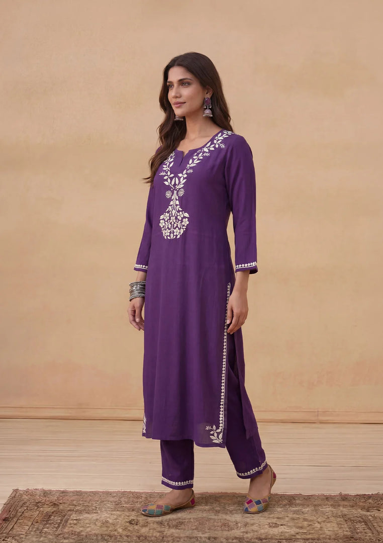 Daftar Rayon Chikankari Solid Women's 2 PC Long Kurta Set