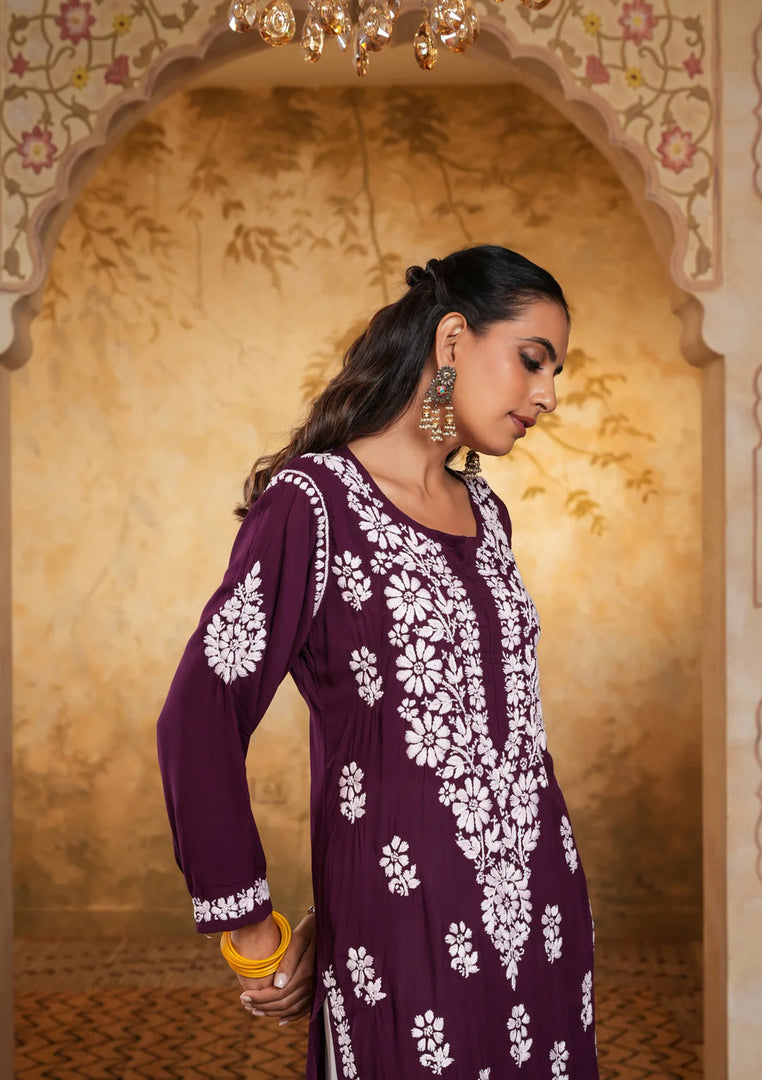 Bela Premium Modal Chikankari Long Kurti - The Lucknowi Chikan 