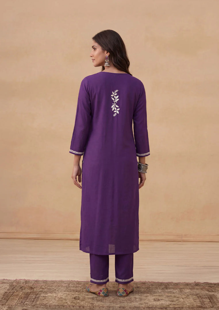 Daftar Rayon Chikankari Solid Women's 2 PC Long Kurta Set