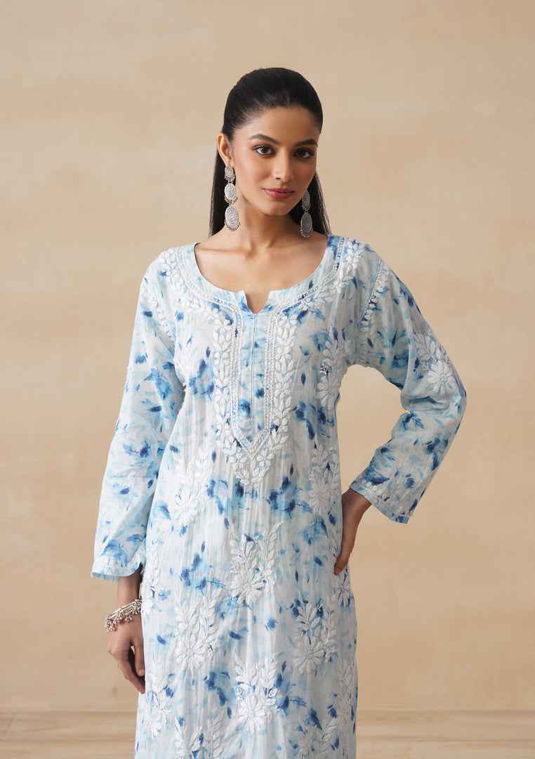 Aadat Mulmul Straight Chikankari Kurti