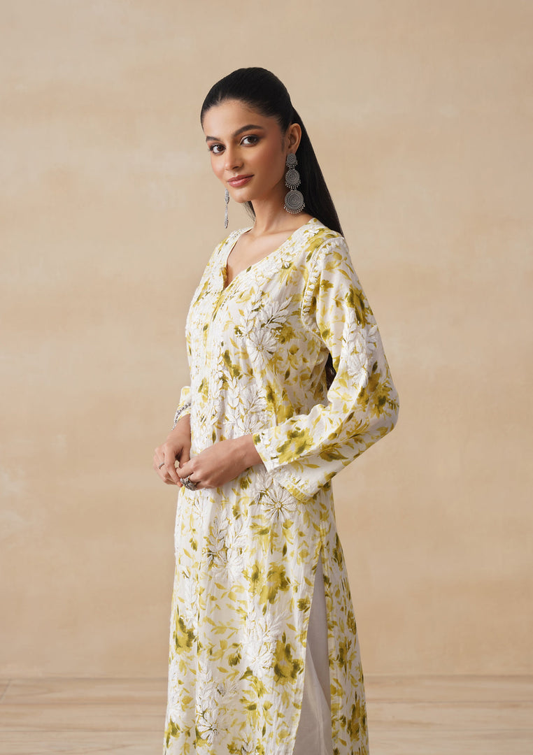 Aadat Mulmul Straight Chikankari Kurti