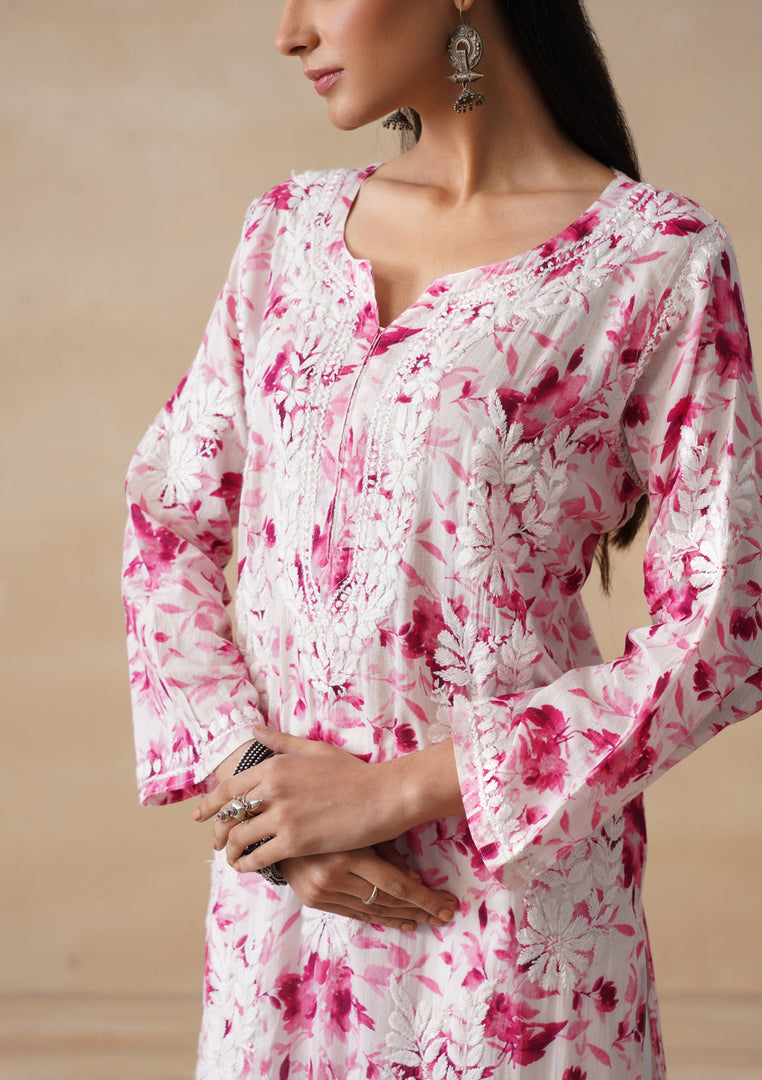 Aadat Mulmul Straight Chikankari Kurti