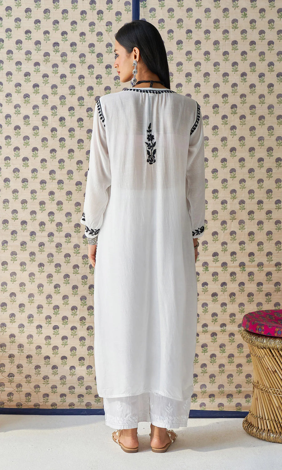 Pratha 3D Chikankari Muslin Kurta