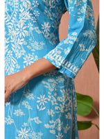 Load image into Gallery viewer, Aadat Mulmul Straight Chikankari Kurti