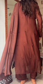 Load image into Gallery viewer, Khwab 3D Handwork Chikankari Kurti Set