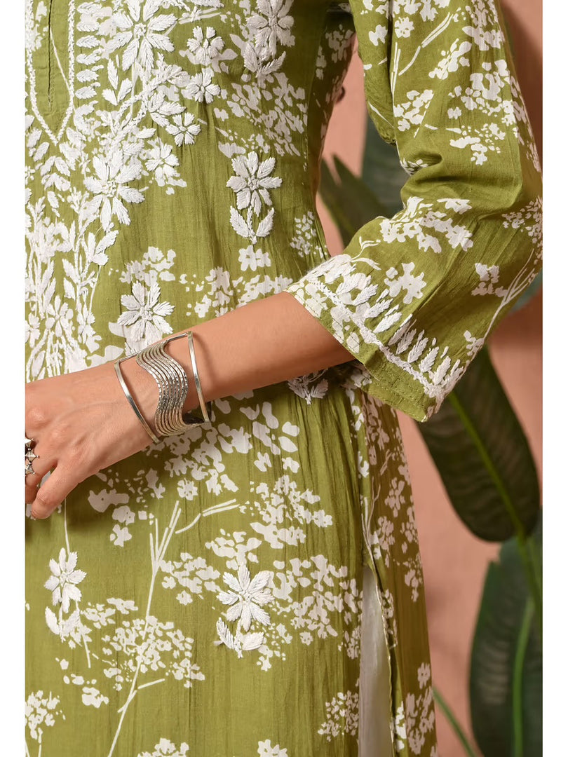 Aadat Mulmul Straight Chikankari Kurti