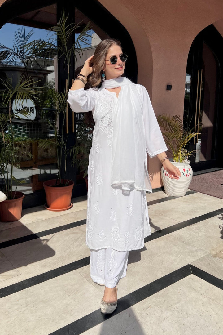 Kalira Rayon Mukaish Chikankari Kurti Set