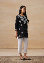 Load image into Gallery viewer, Jiva Rayon Short Kurti