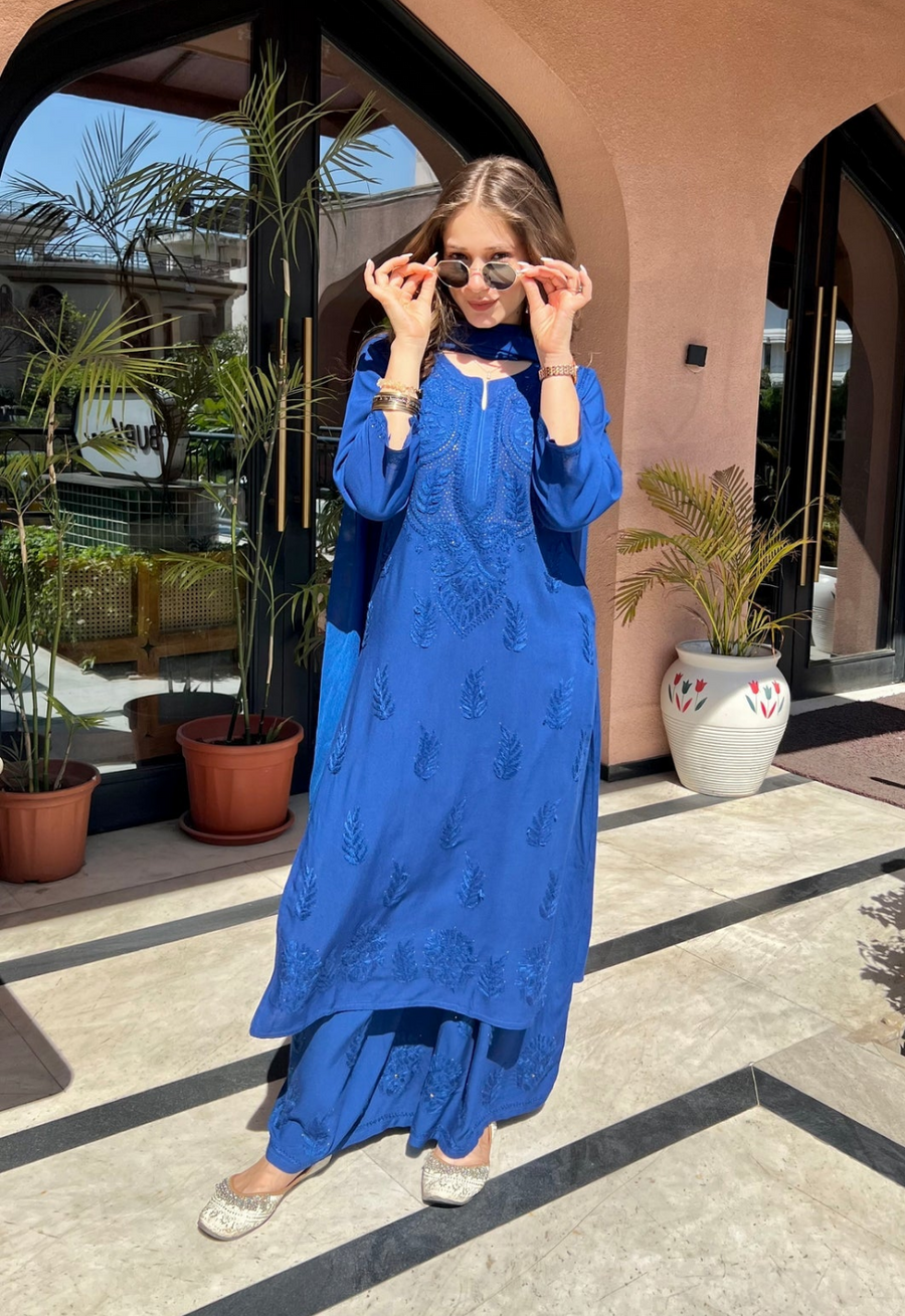 Kalira Rayon Mukaish Chikankari Kurti Set